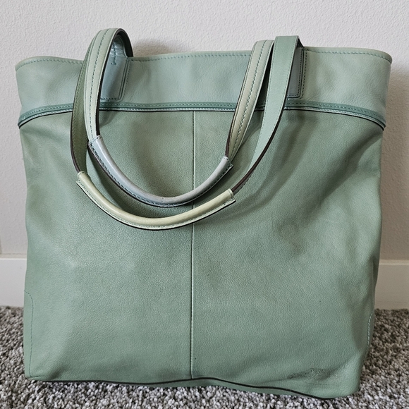Coach Vintage Leather Seafoam Green Bag with Carrying Handles - Picture 3 of 9